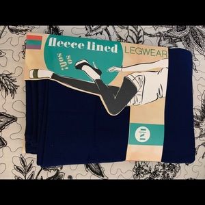 L/XL Fleece-Lined Leggings (New in Package!)